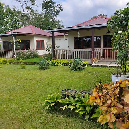 Ilasan Cottage. Tomohon Zewnętrze zdjęcie