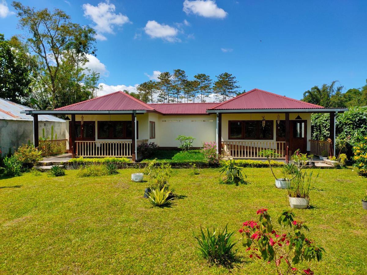 Ilasan Cottage. Tomohon Zewnętrze zdjęcie