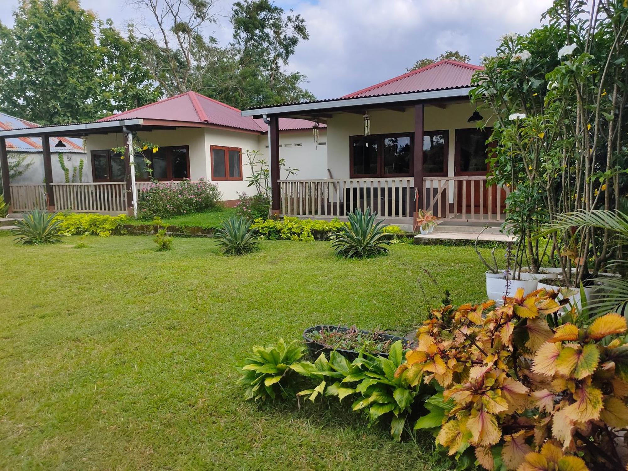 Ilasan Cottage. Tomohon Zewnętrze zdjęcie